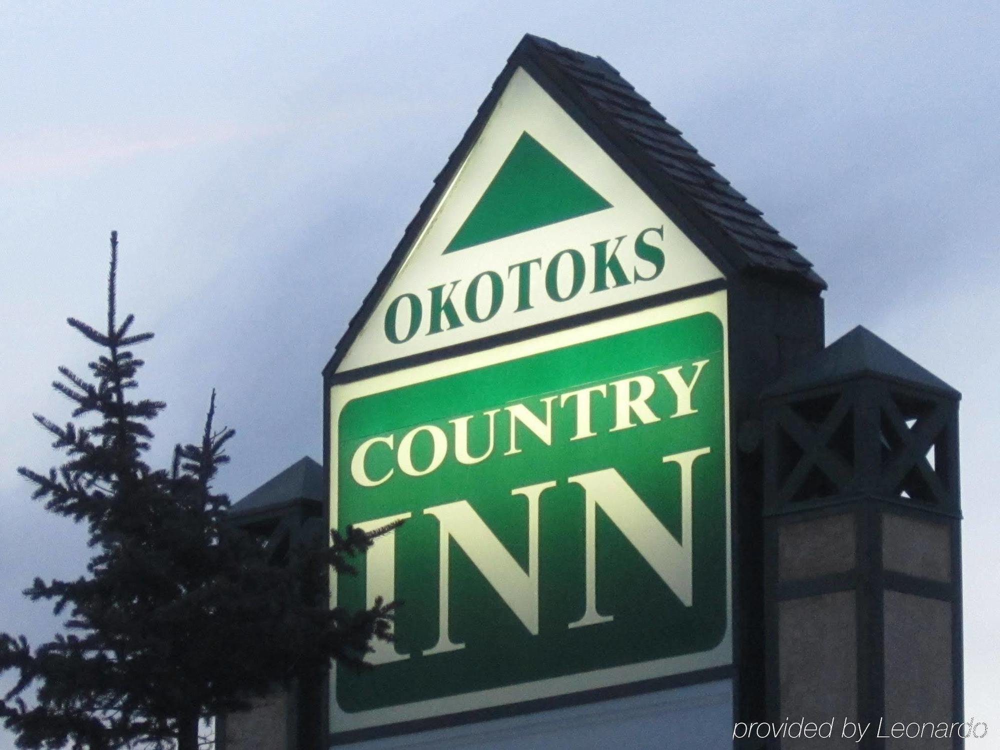 Econo Lodge Okotoks Exterior photo