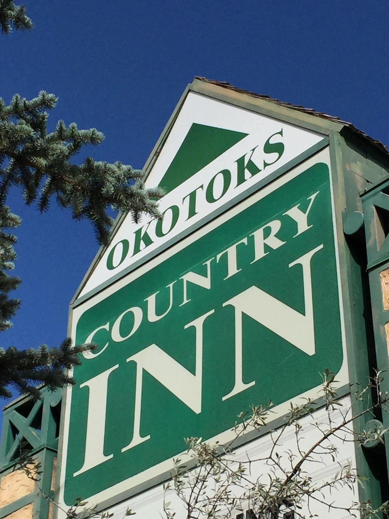 Econo Lodge Okotoks Exterior photo